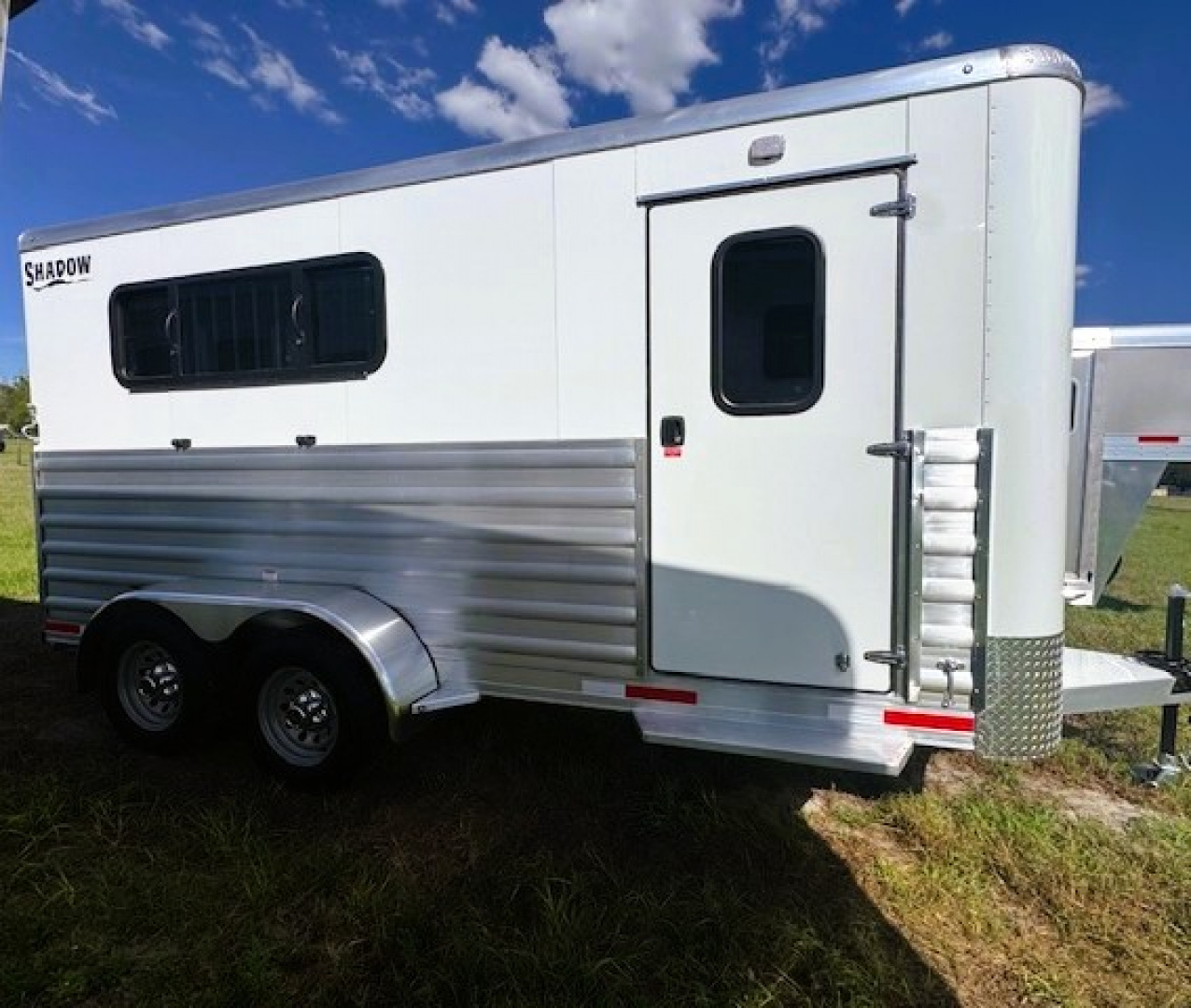 New 2026 Shadow 2026 Shadow Select 3H w/Escape Door Horse Trailer