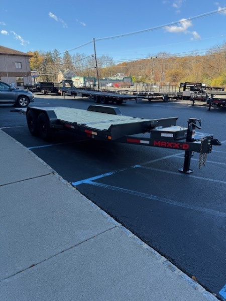 New 2026 MAXX-D G6B8320 Tilt Trailer