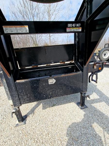 Used 2015 Sure-Trac 102 x 32 (22+10) 22.5K Hydraulic Dovetail Gooseneck Deckover Trailer