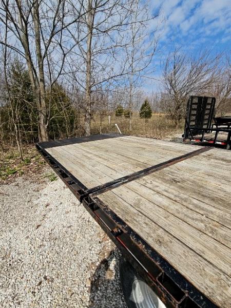 Used 2015 Sure-Trac 102 x 32 (22+10) 22.5K Hydraulic Dovetail Gooseneck Deckover Trailer