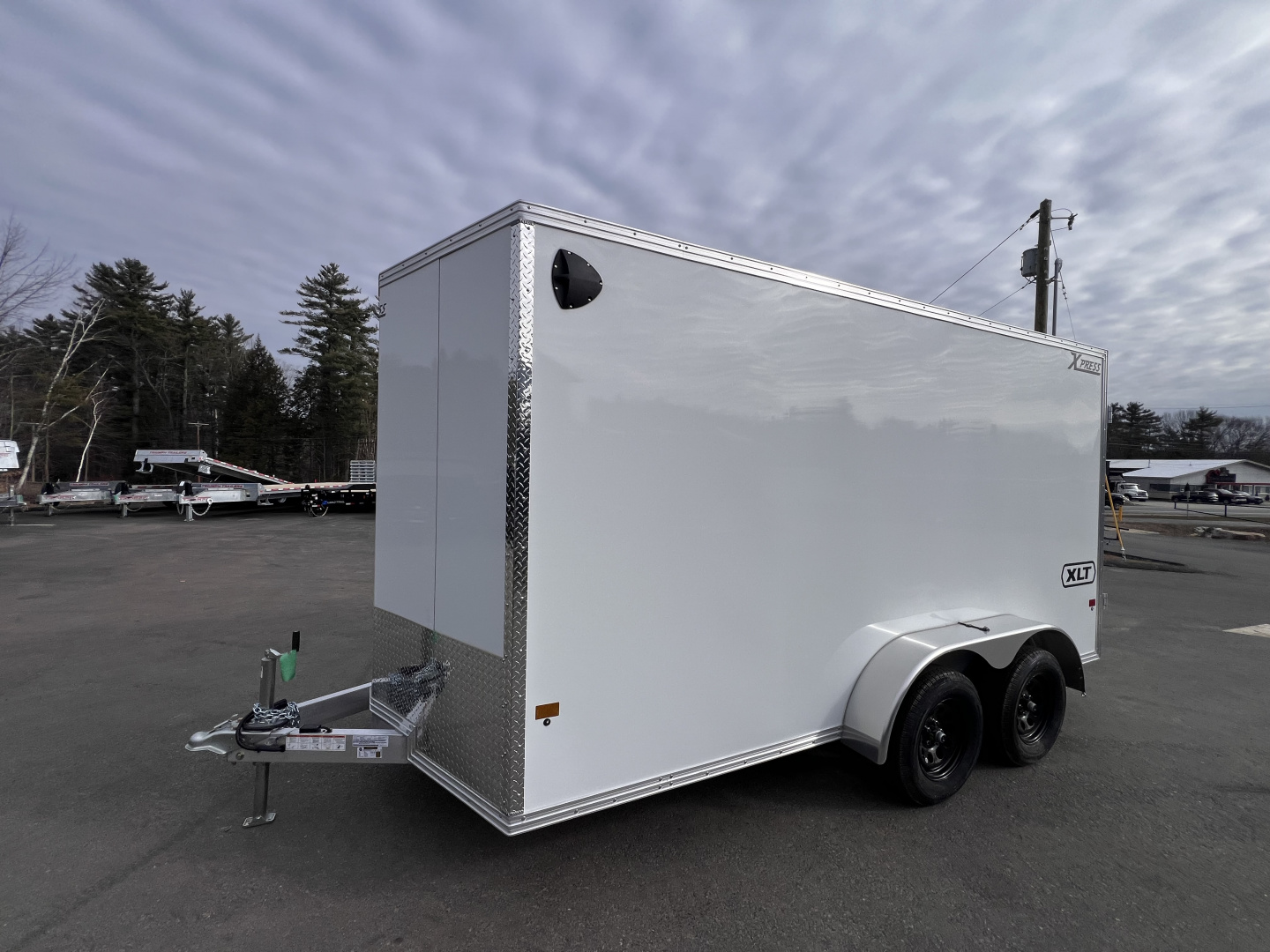 New 2026 High Country 7x14 + 18" V-Nose/ XLT Aluminum trailer /Barn Door/ 7'interior -7000GVW
