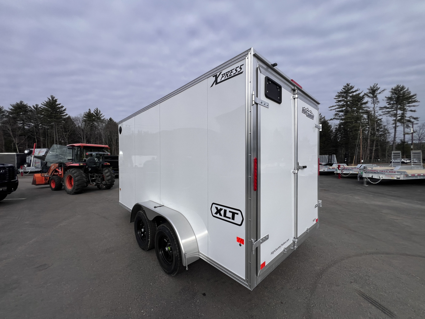 New 2026 High Country 7x14 + 18" V-Nose/ XLT Aluminum trailer /Barn Door/ 7'interior -7000GVW