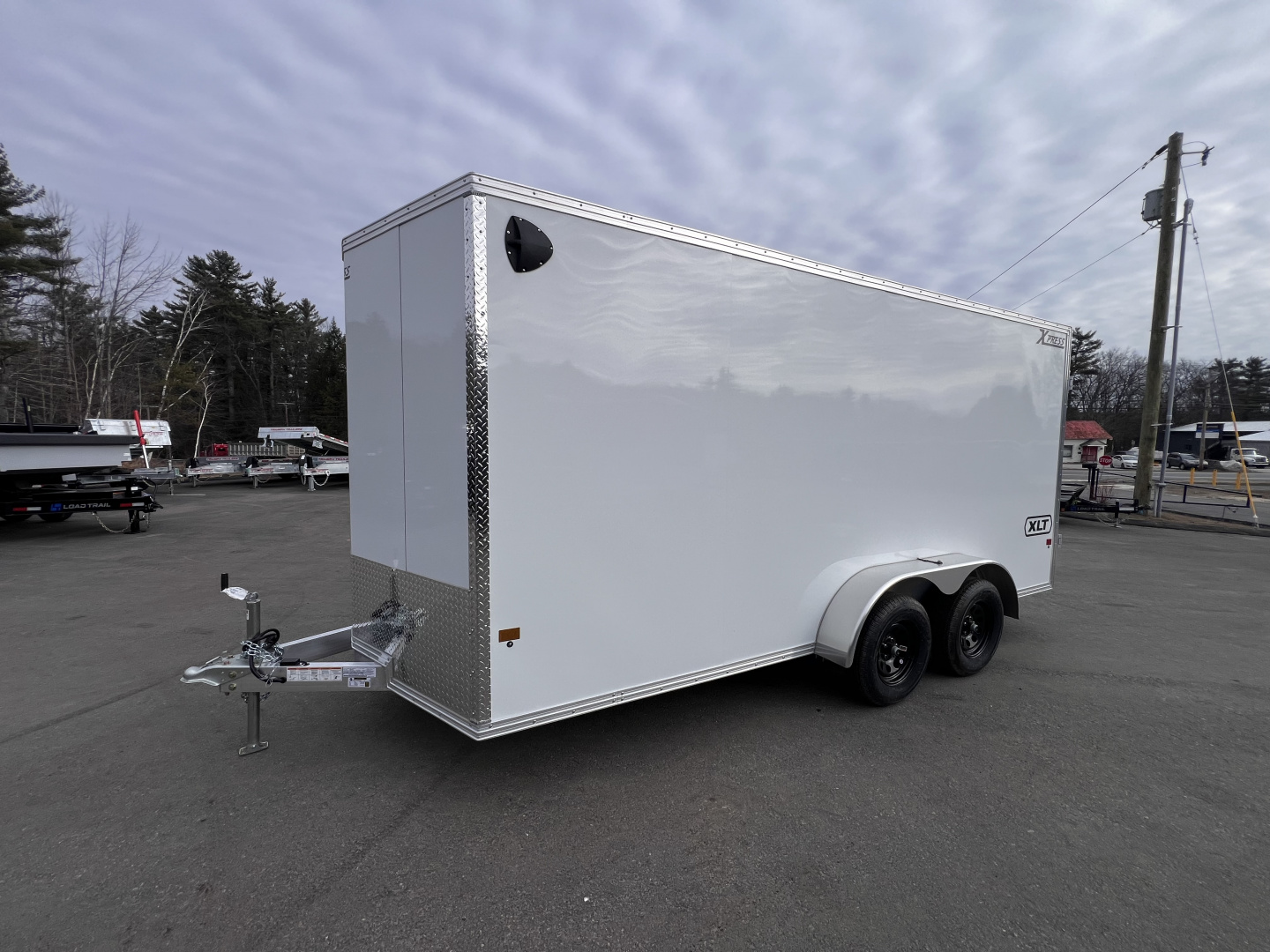 New 2026 High Country 7x16 + 18" V-Nose/ XLT Aluminum trailer /Barn Door/ 7'interior -7000GVW