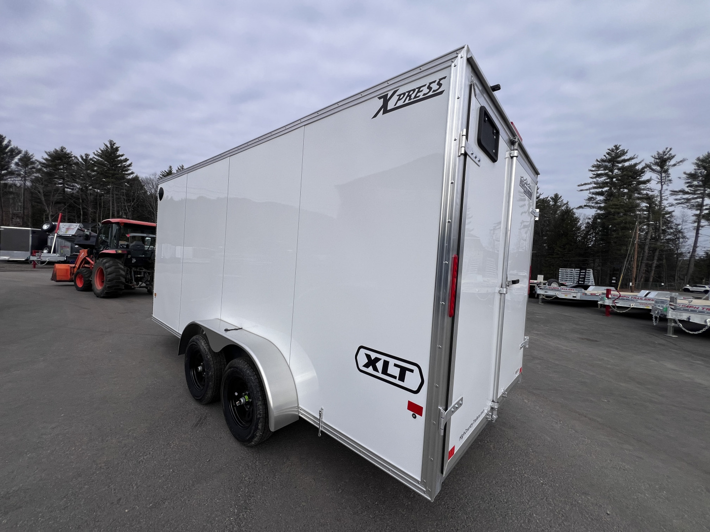 New 2026 High Country 7x16 + 18" V-Nose/ XLT Aluminum trailer /Barn Door/ 7'interior -7000GVW