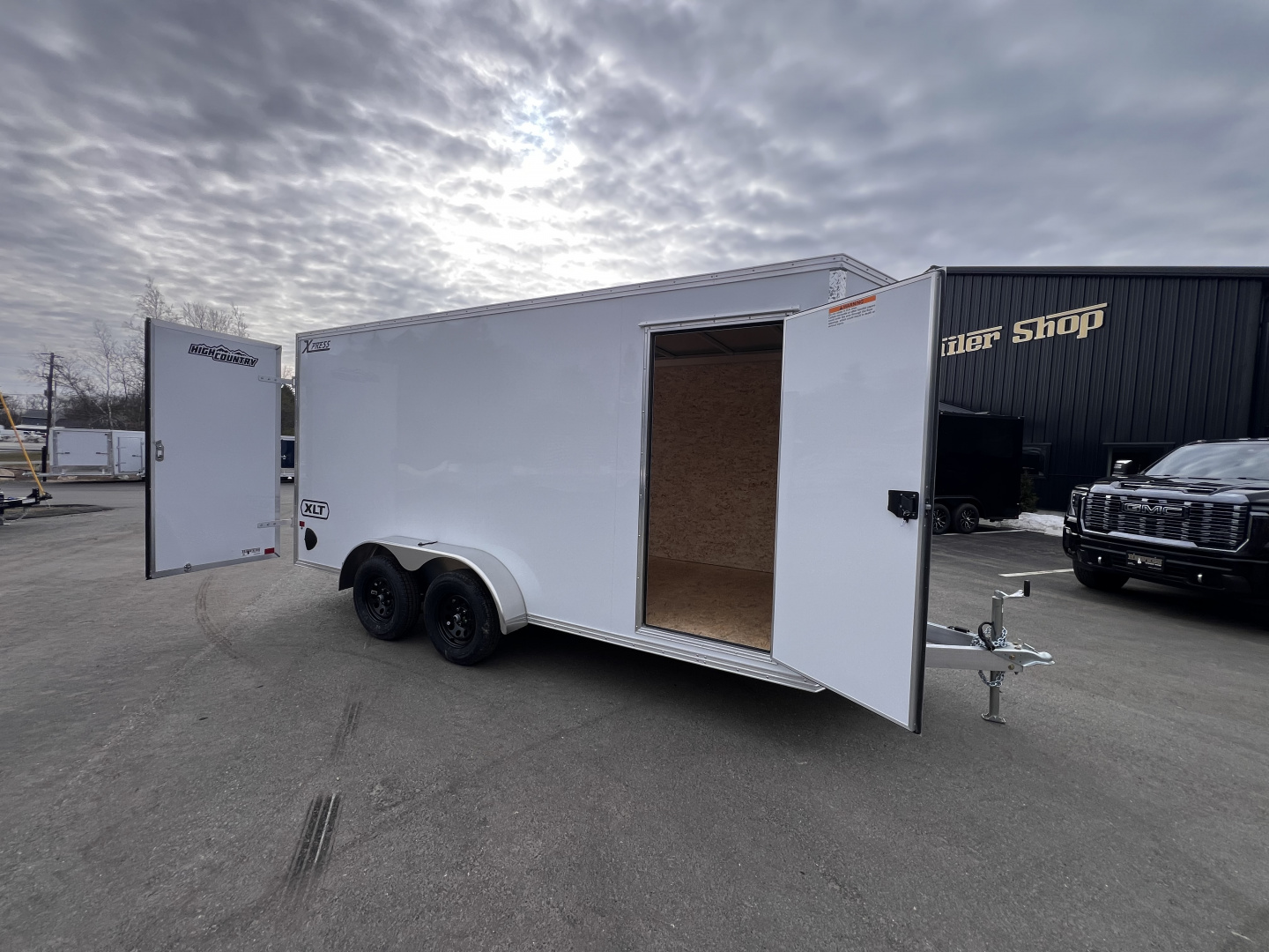New 2026 High Country 7x16 + 18" V-Nose/ XLT Aluminum trailer /Barn Door/ 7'interior -7000GVW
