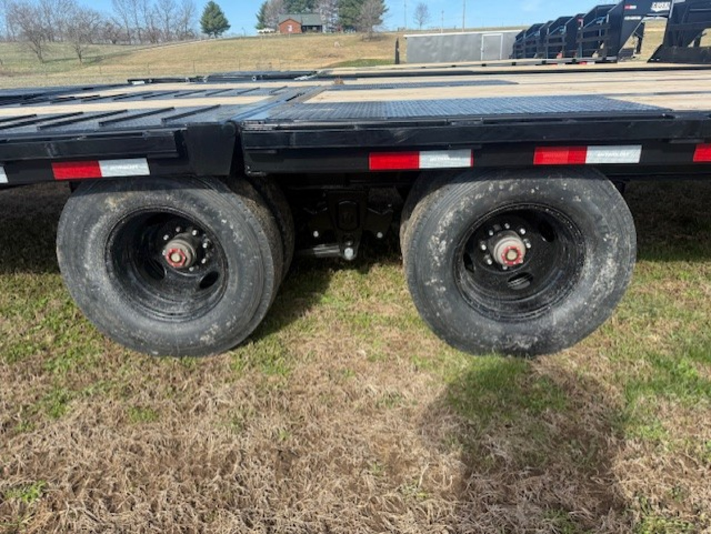 New 2026 PJ Trailers 102"X32' LY1 HYDRAULIC DOVETAIL w/12K AXLES Deckover Trailer