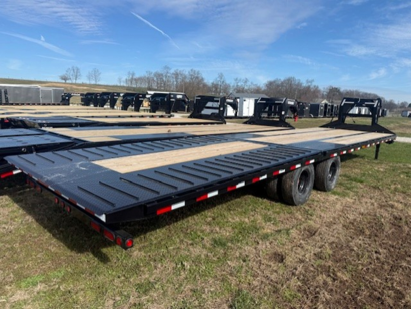 New 2026 PJ Trailers 102"X32' LY1 HYDRAULIC DOVETAIL w/12K AXLES Deckover Trailer