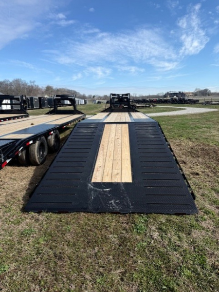 New 2026 PJ Trailers 102"X32' LY1 HYDRAULIC DOVETAIL w/12K AXLES Deckover Trailer