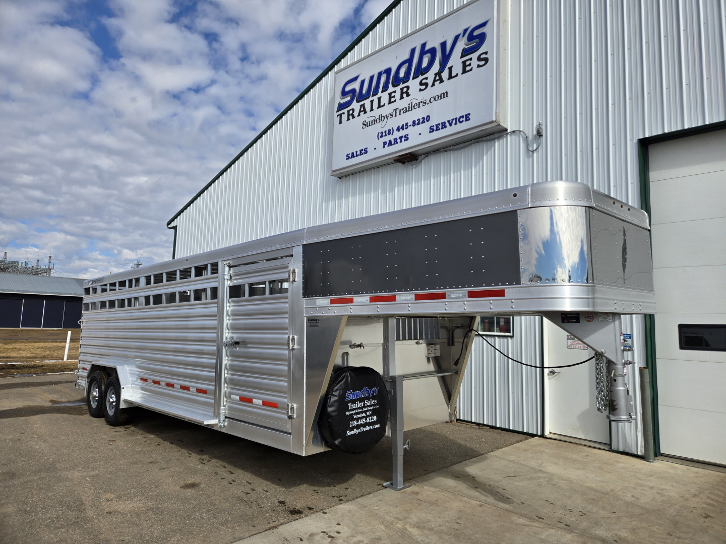 New 2026 Featherlite 8127 24ft Stock Trailer