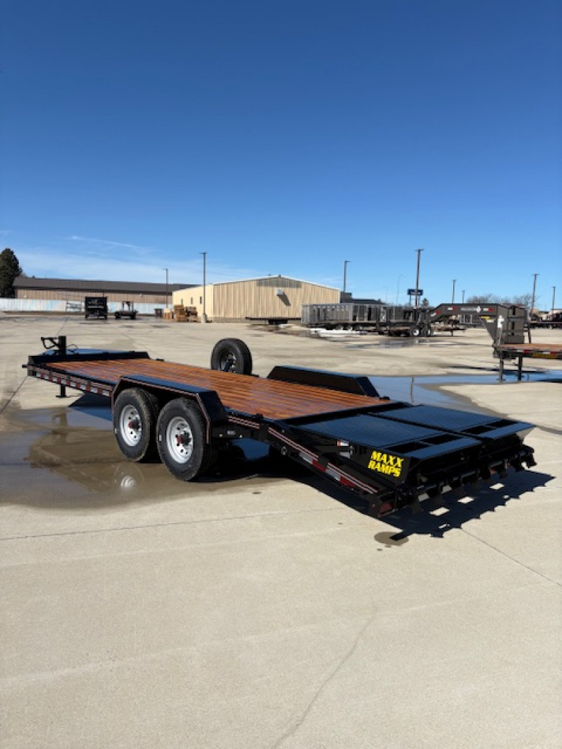 New 2026 Diamond T 22 ft Bumper Pull 17,600 GVWR