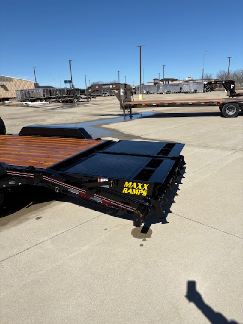 New 2026 Diamond T 22 ft Bumper Pull 17,600 GVWR