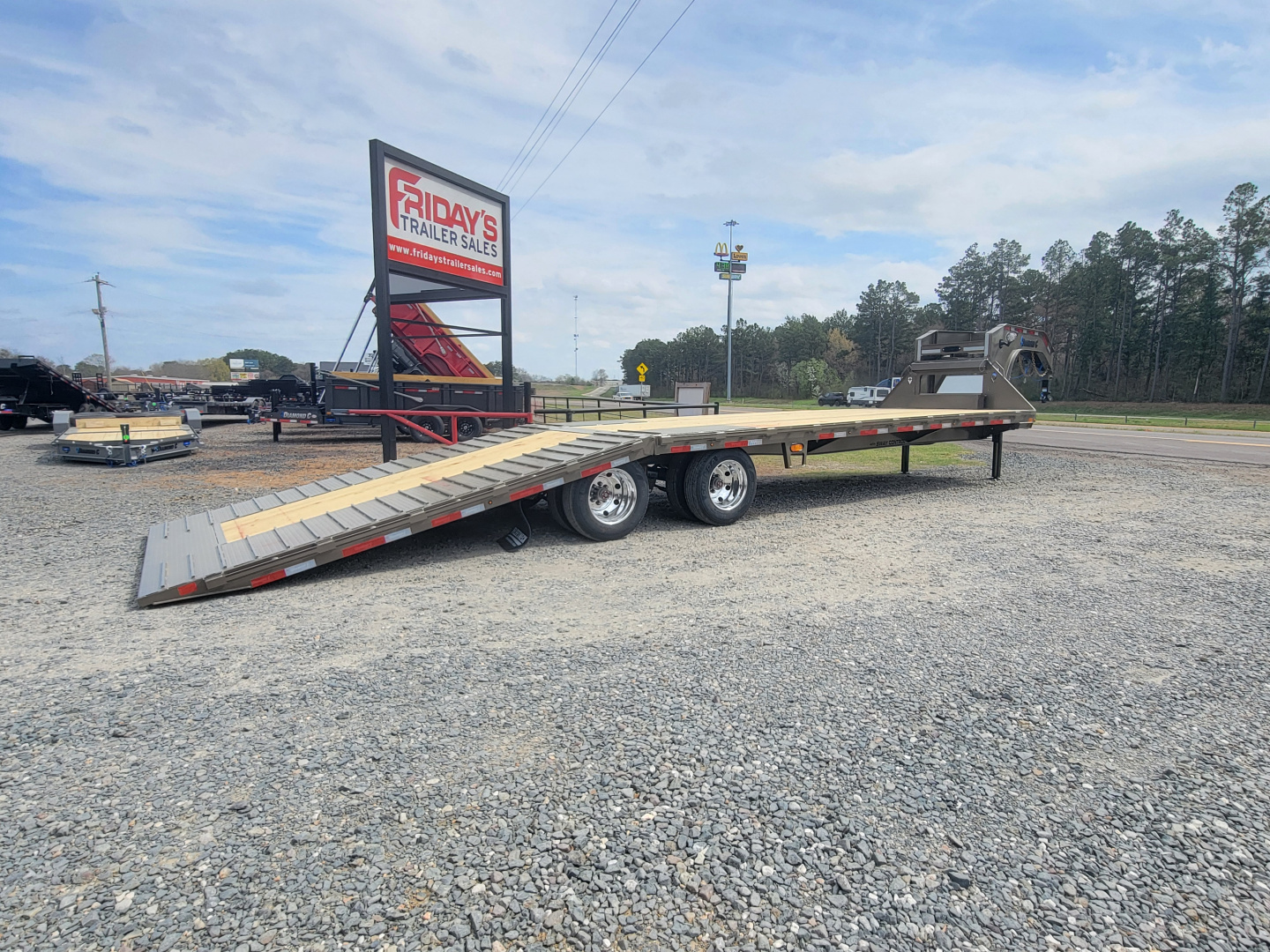 New 2026 Diamond C Trailers FMAX212 32' x 102" Pacesetter Edition Equipment Trailer