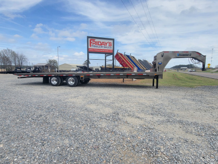 New 2026 Diamond C Trailers FMAX212 32' x 102" Pacesetter Edition Equipment Trailer