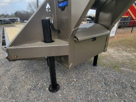 New 2026 Diamond C Trailers FMAX212 32' x 102" Pacesetter Edition Equipment Trailer