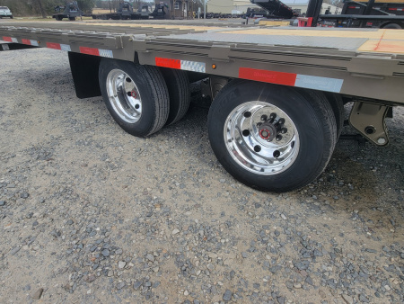 New 2026 Diamond C Trailers FMAX212 32' x 102" Pacesetter Edition Equipment Trailer