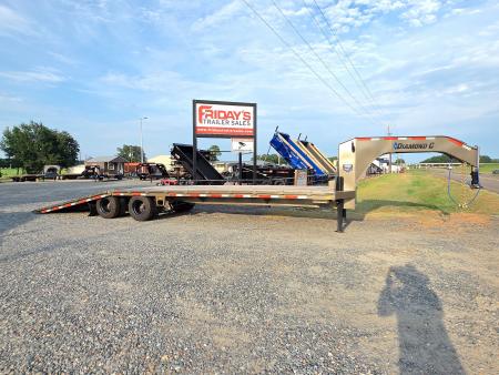 New 2026 Diamond C Trailers FMAX212 32' x 102" Pacesetter Edition Equipment Trailer