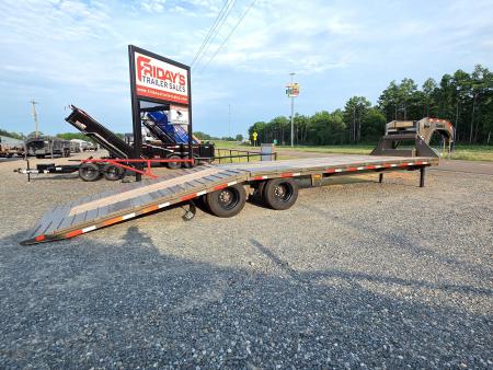 New 2026 Diamond C Trailers FMAX212 32' x 102" Pacesetter Edition Equipment Trailer