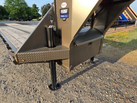 New 2026 Diamond C Trailers FMAX212 32' x 102" Pacesetter Edition Equipment Trailer
