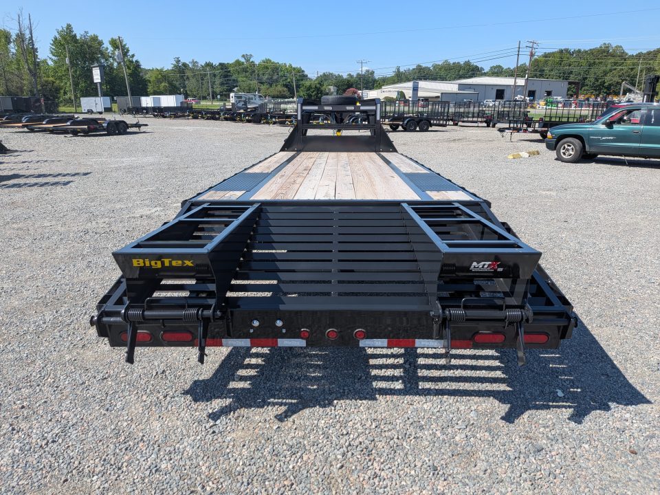 New 2026 Big Tex Trailers 20+5 14GN w/ Flip up Ramps