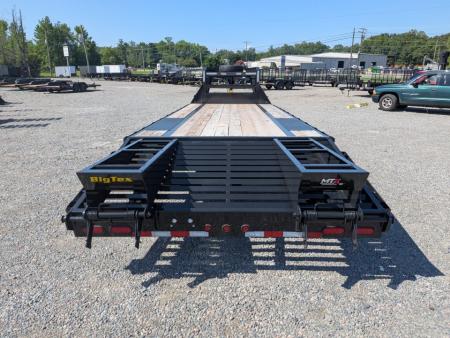 New 2026 Big Tex Trailers 20+5 14GN w/ Flip up Ramps