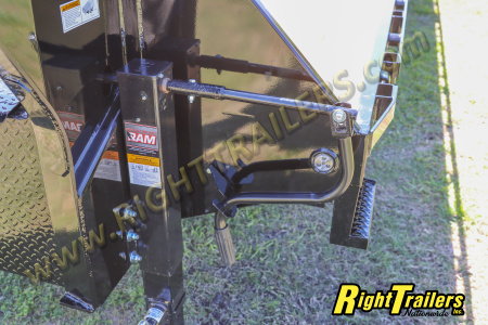 New 2026 8.5X30 MAXX-D GOOSENECK EQUIPMENT TRAILER
