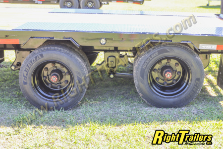 New 2026 8.5X30 MAXX-D GOOSENECK EQUIPMENT TRAILER