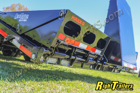 New 2026 8.5X30 MAXX-D GOOSENECK EQUIPMENT TRAILER