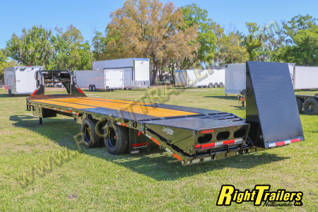 New 2026 8.5X30 MAXX-D GOOSENECK EQUIPMENT TRAILER