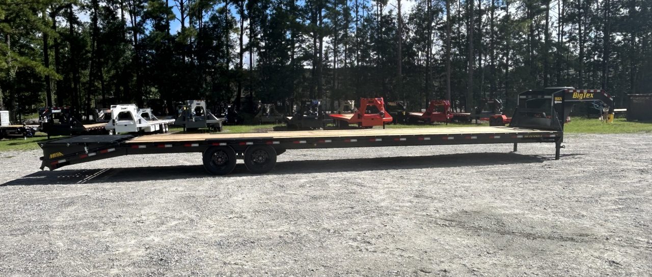 New 2027 Big Tex 16GN 102"X 40 Hot Shot Trailer ( 35ft Deck + 5ft Dovetail ) ** Can Be Downrated