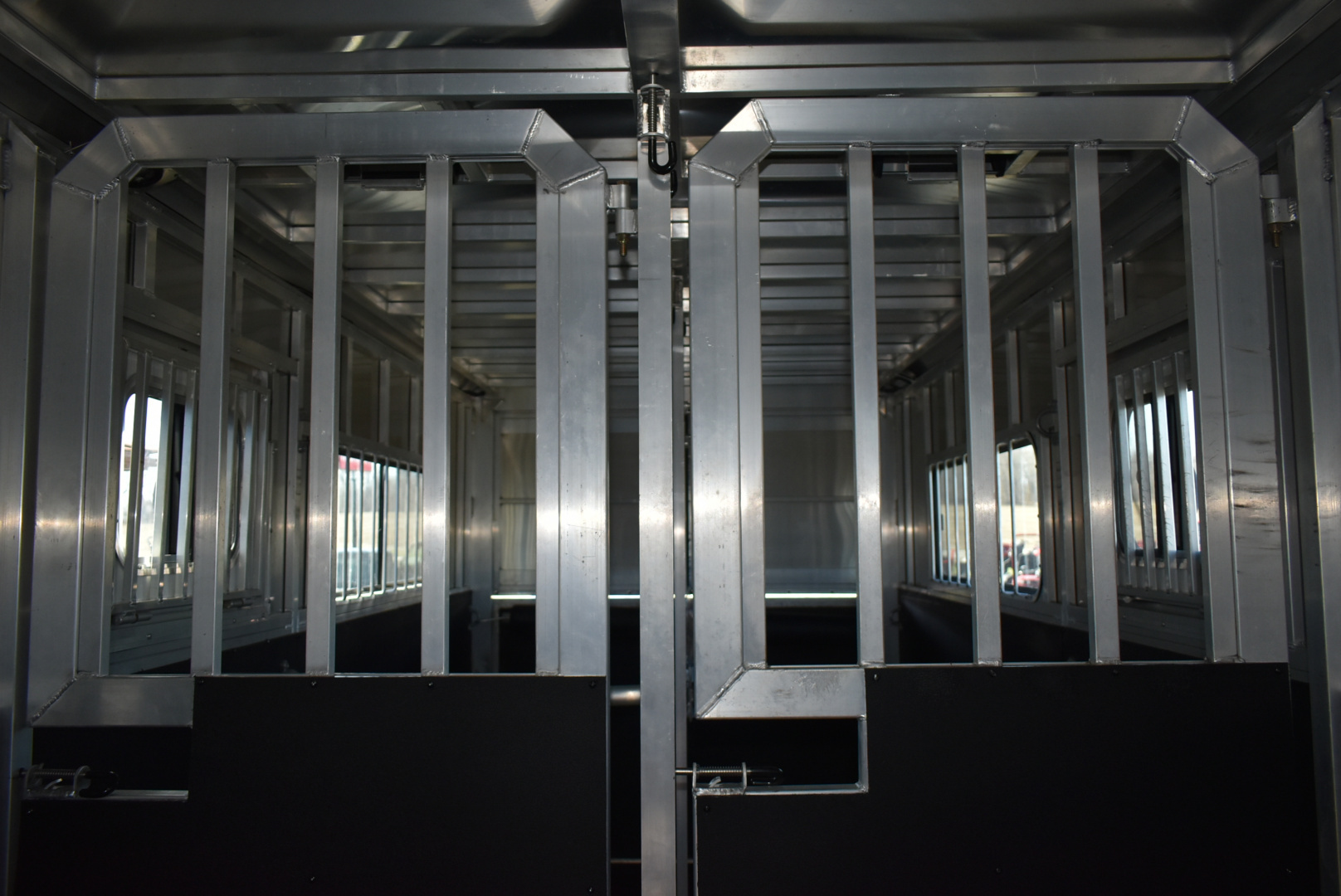 Used 2025 Frontier Trailers Fast Track 2+1 Horse Trailer