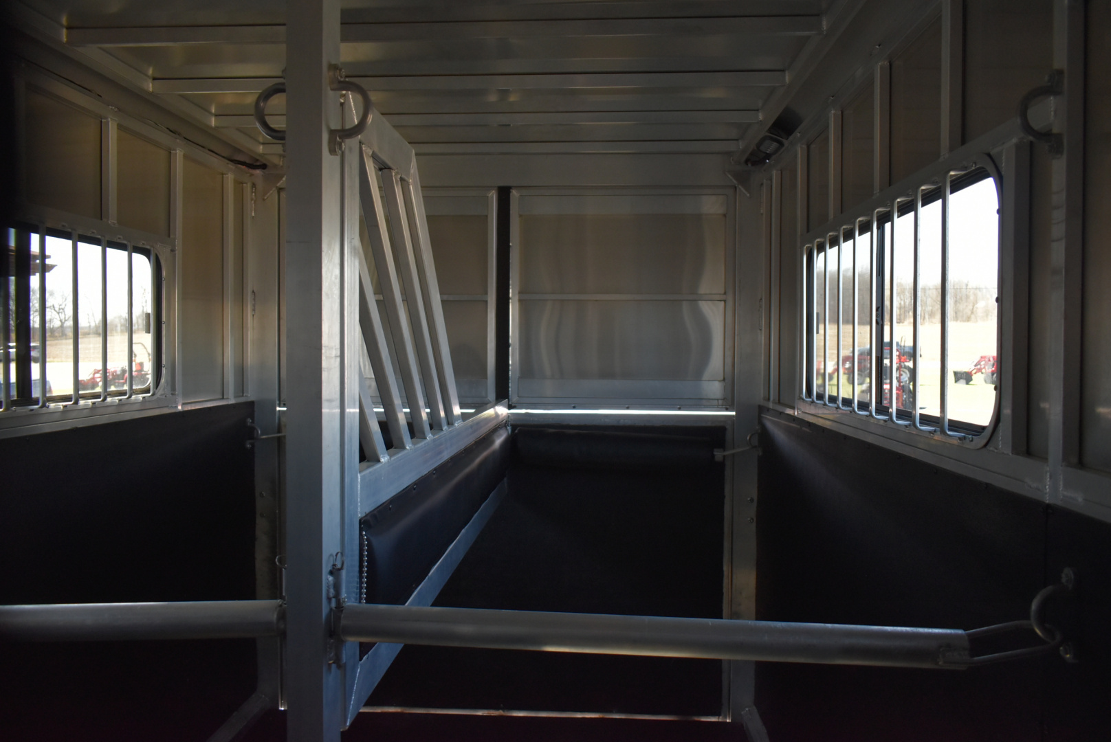 Used 2025 Frontier Trailers Fast Track 2+1 Horse Trailer