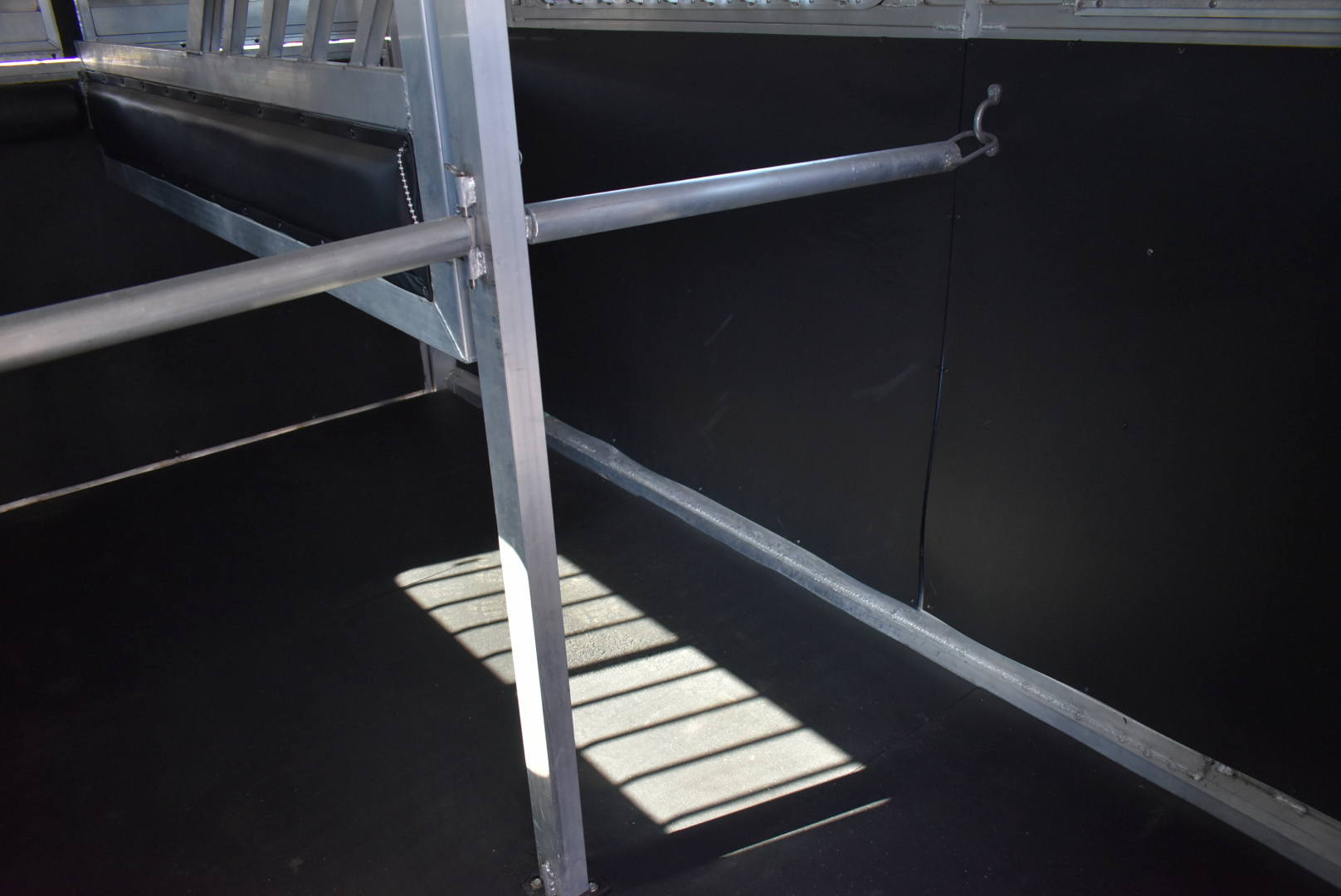 Used 2025 Frontier Trailers Fast Track 2+1 Horse Trailer