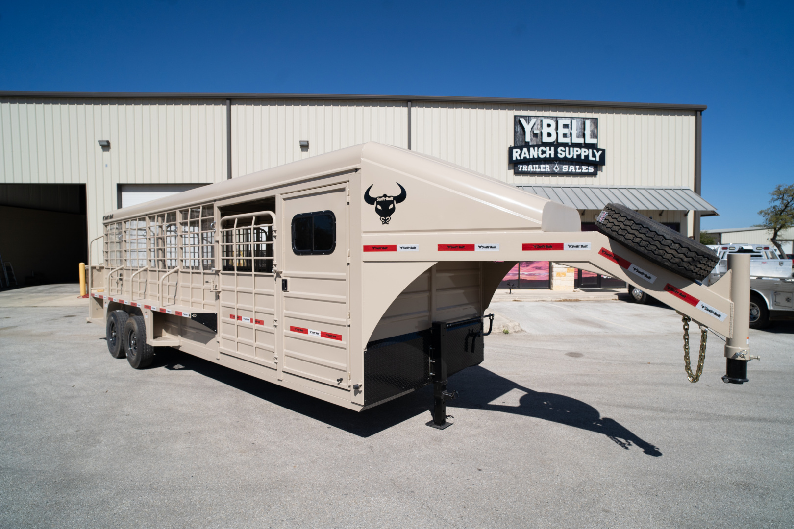 New 2026 Swift Built Trailers 24' Gooseneck Stock / Stock Combo Trailer