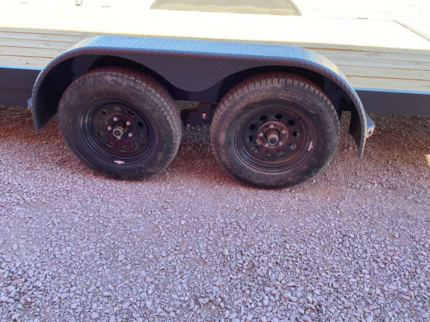 New 2026 Lamar Trailers 83"X 20' CE- 7K CARHAULER Car Hauler