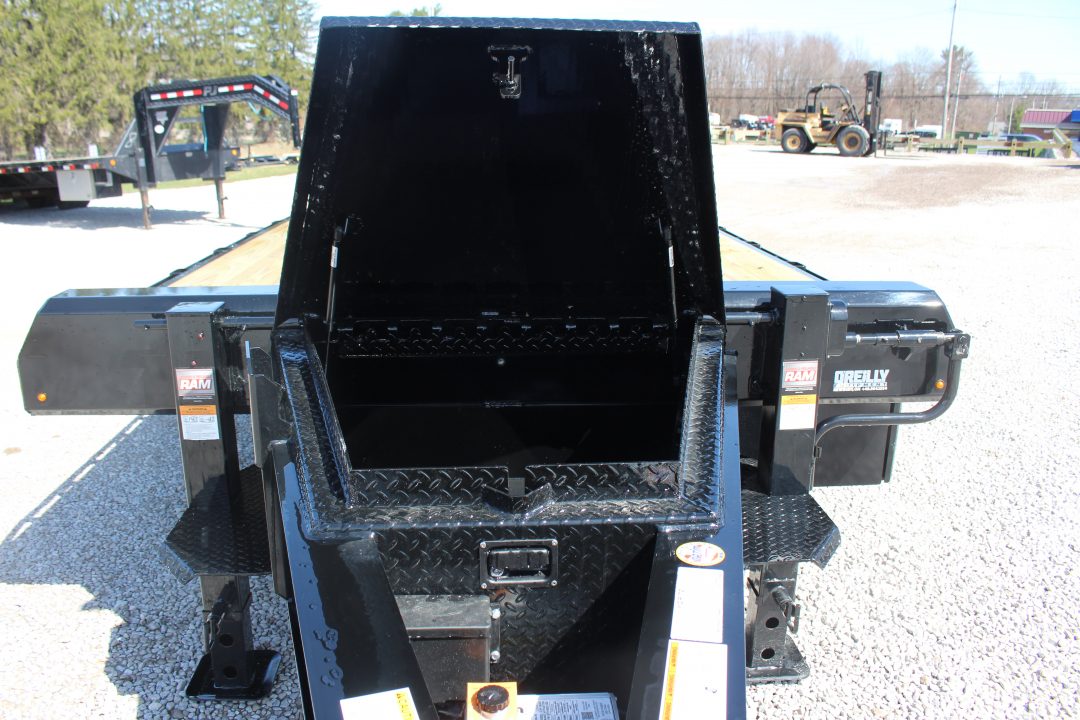 New 2026 Moritz FDPH DT 25' + 5' - Pintle Ring Deckover Equipment Trailer - 25900# GVW