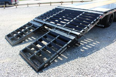 New 2026 Moritz FDPH DT 25' + 5' - Pintle Ring Deckover Equipment Trailer - 25900# GVW