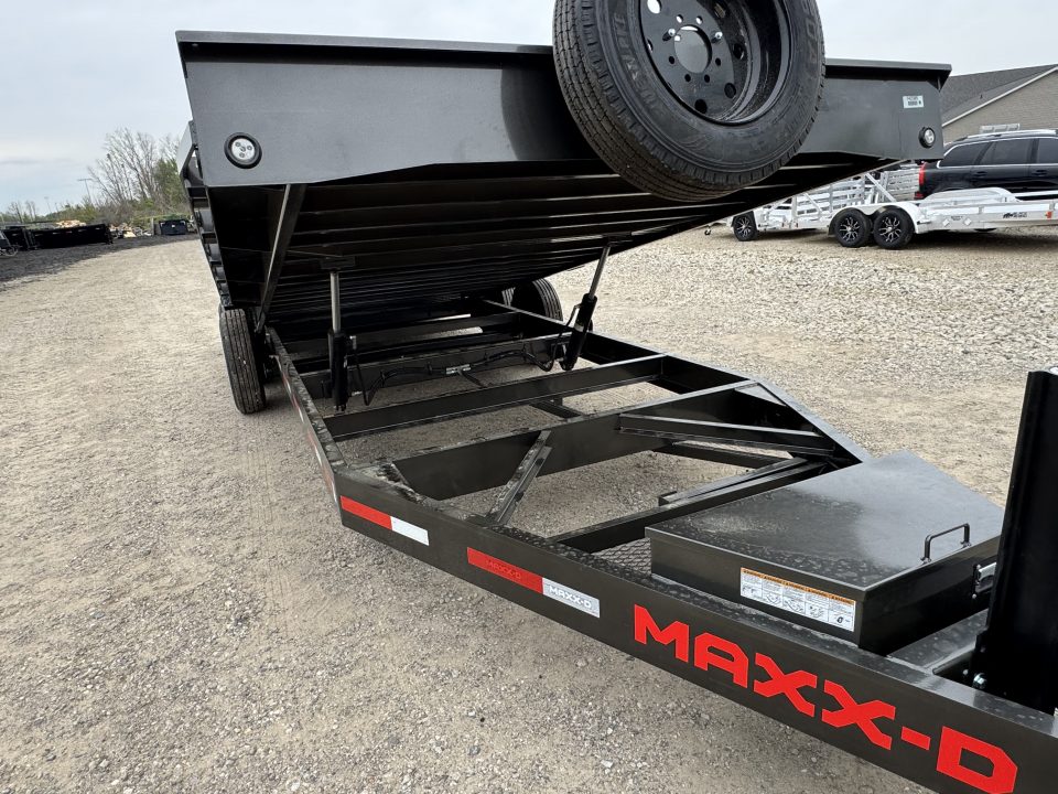New 2026 MAXX-D T8B10224 Tilt Trailer