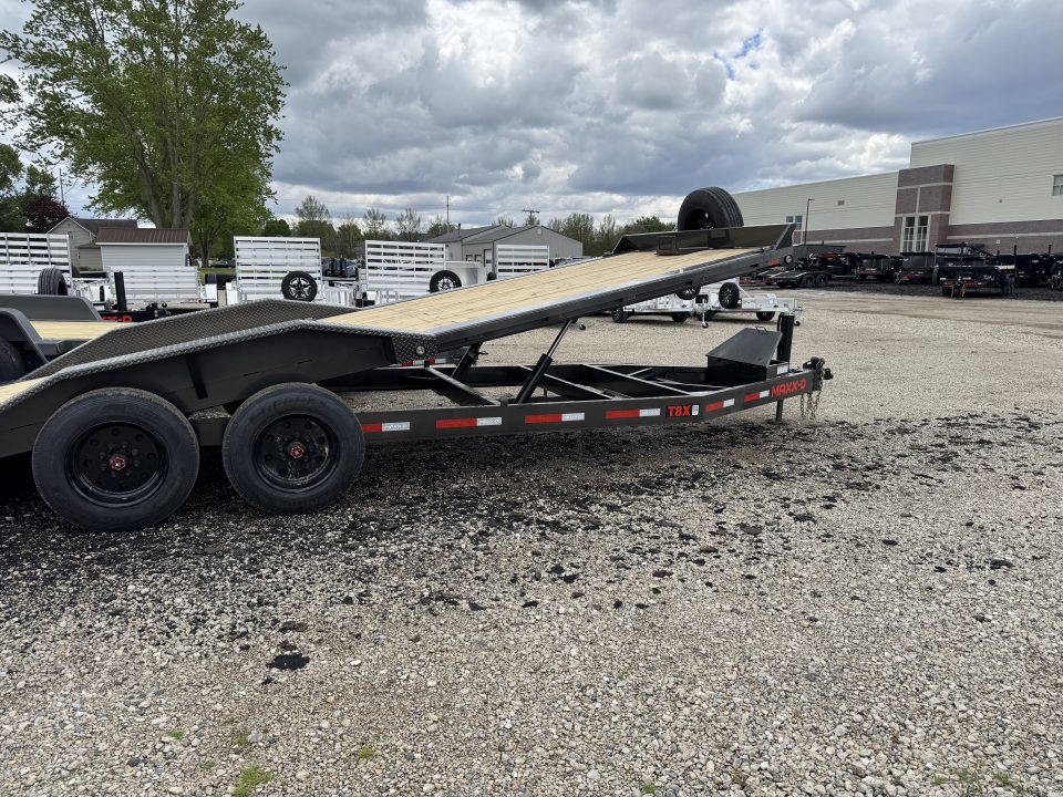 New 2026 MAXX-D T8B10224 Tilt Trailer