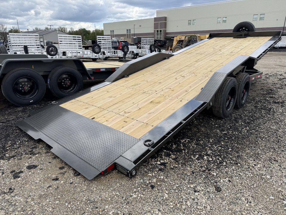 New 2026 MAXX-D T8B10224 Tilt Trailer