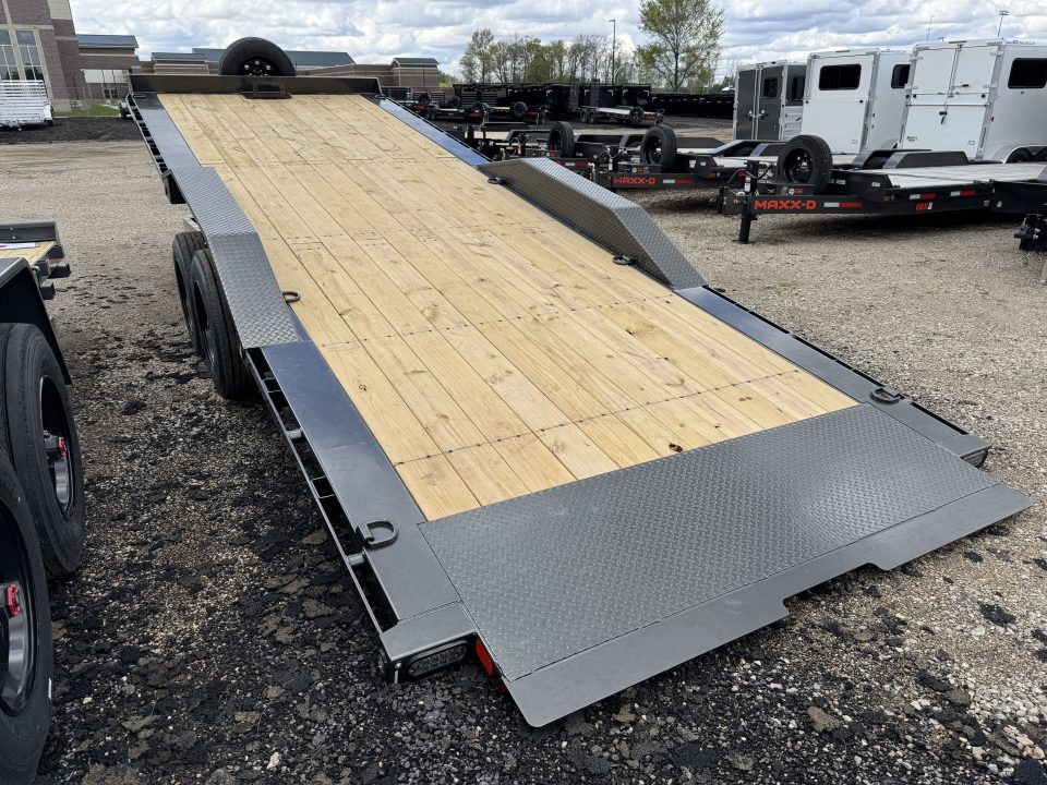 New 2026 MAXX-D T8B10224 Tilt Trailer