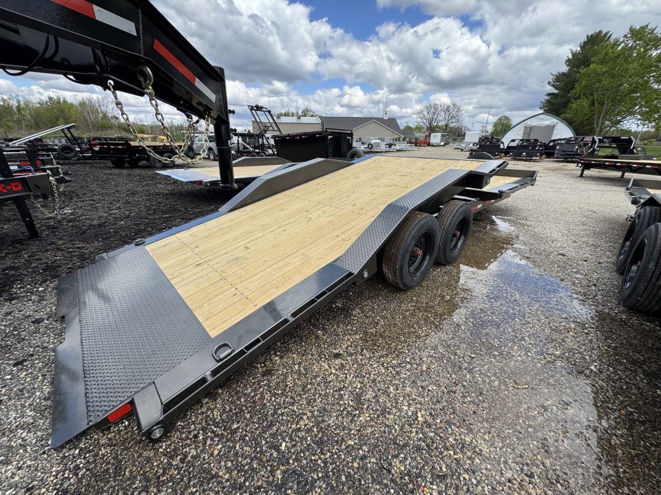 New 2026 MAXX-D G8X10224 Tilt Trailer