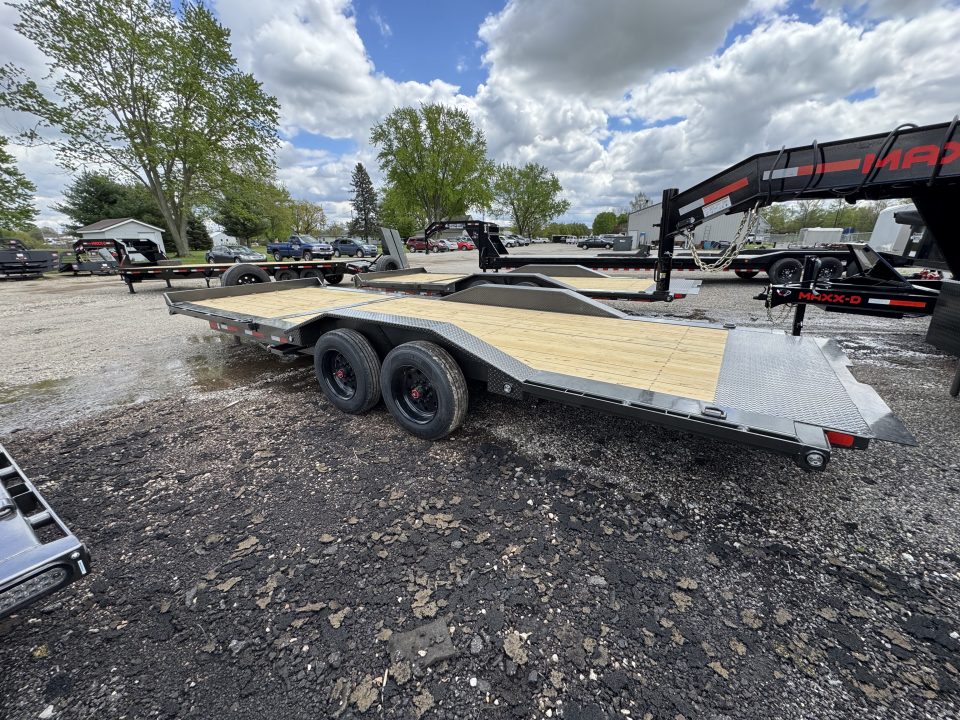 New 2026 MAXX-D G8X10224 Tilt Trailer
