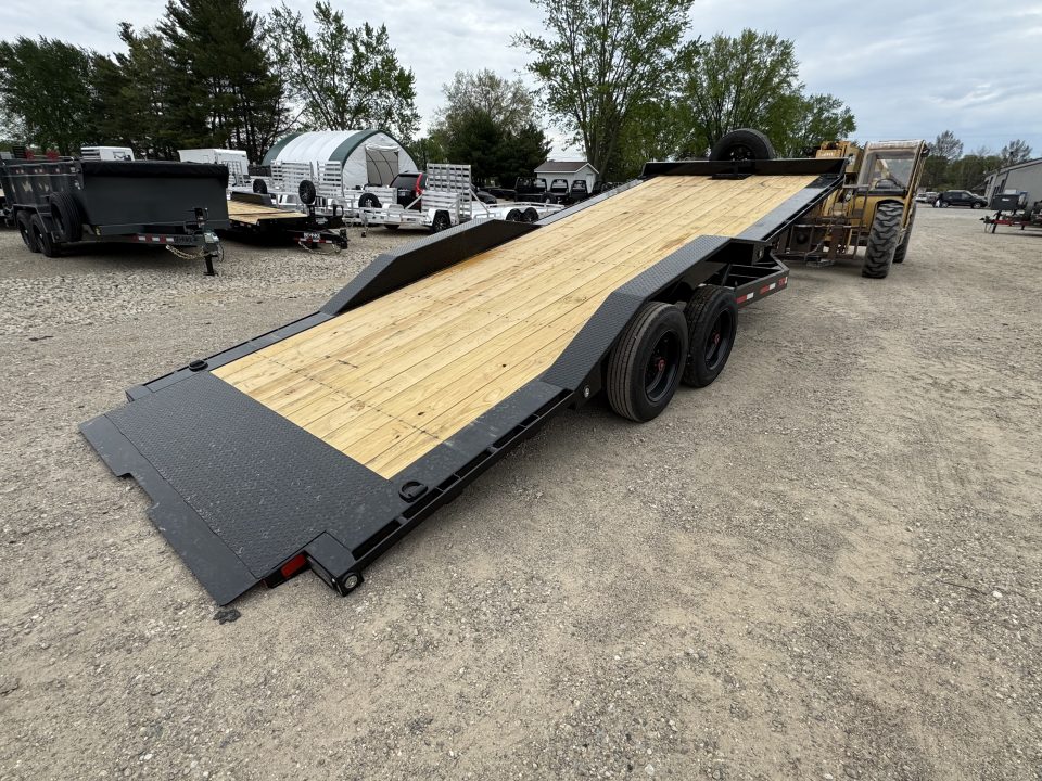 New 2026 MAXX-D T8X10222 Tilt Trailer
