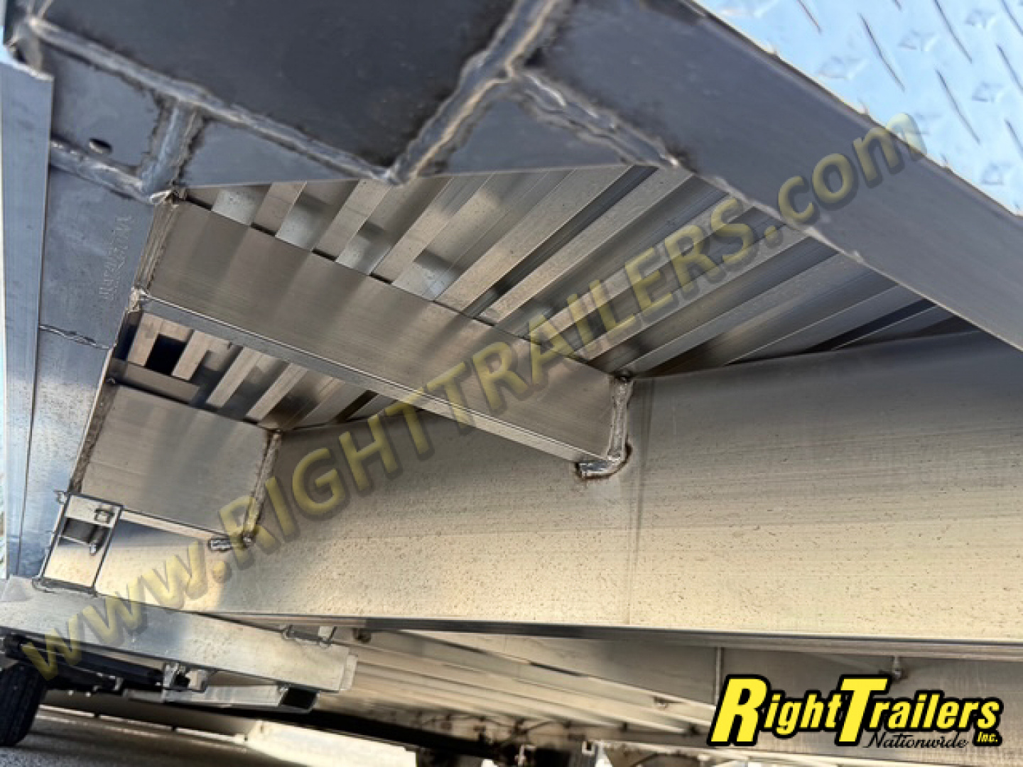 New 2026 8.5x24 ATC ROM 450 Race Trailer