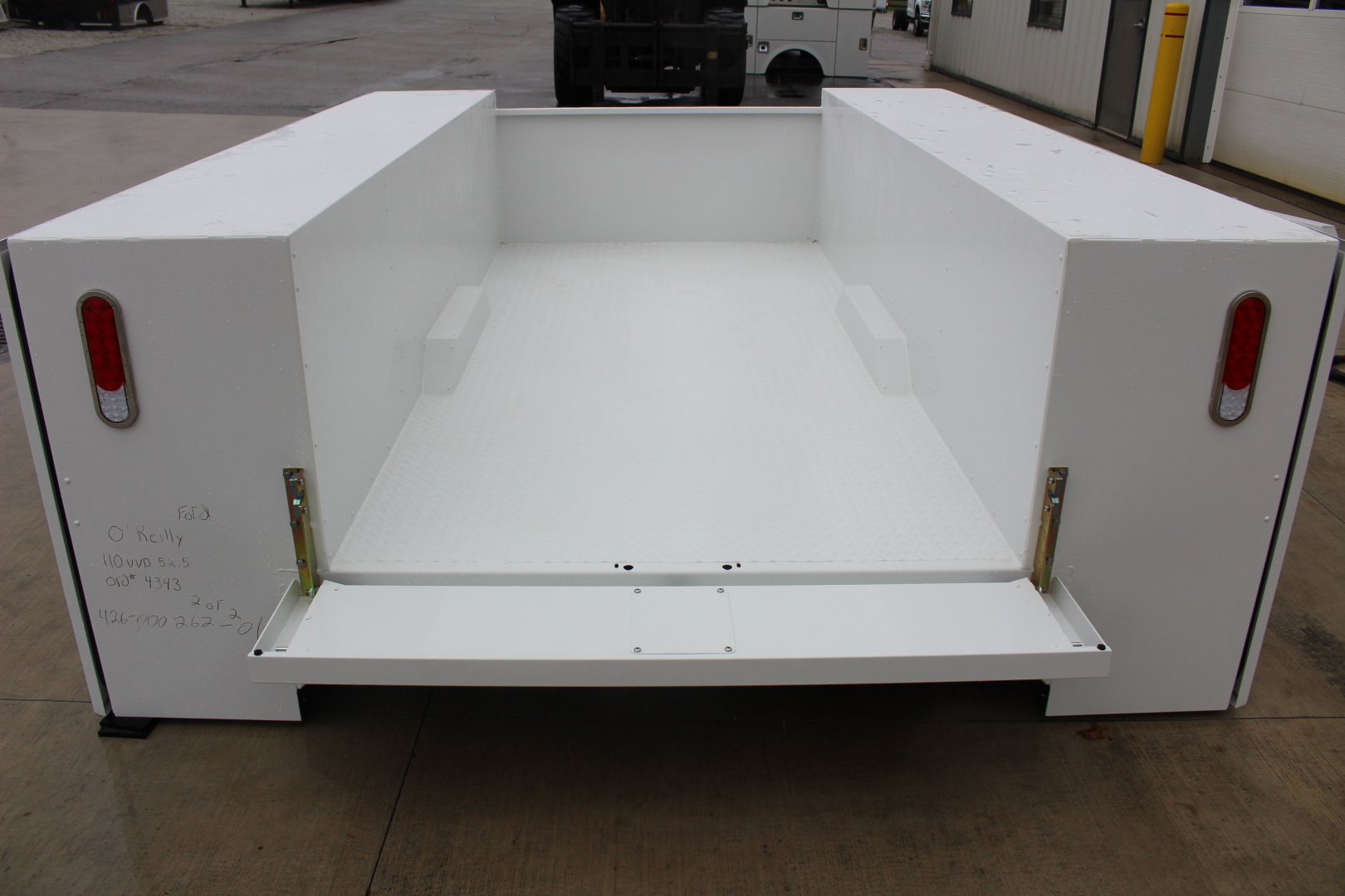 New 2026 Stahl 110VVD-52.5 Service Body - DRW 60" CA