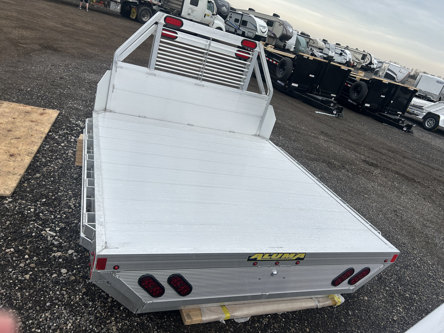 New 2027 Aluma Single Wheel Short Bed Truck Bed