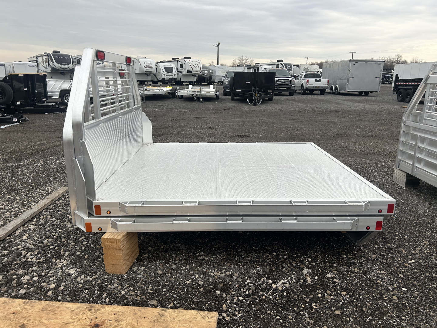 New 2027 Aluma Single Wheel Short Bed Truck Bed