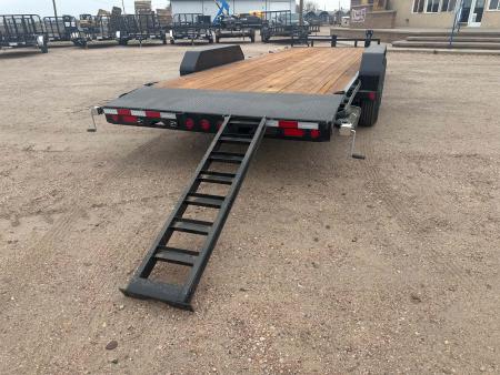 New 2026 PJ 22' Channel Equipment (CC)