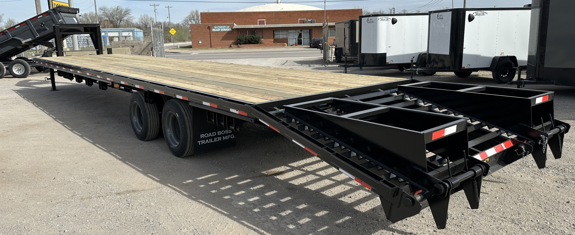 New 2026 Road Boss 40' Gooseneck with 15ks, Hitch, Dozer Dove Equipment Trailer