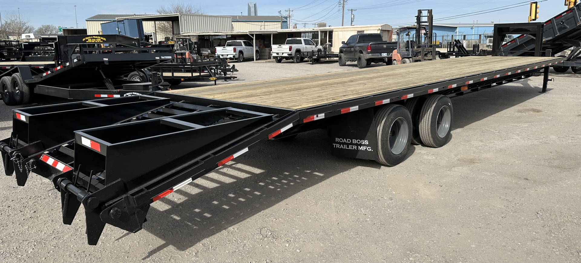 New 2026 Road Boss 40' Gooseneck with 15ks, Hitch, Dozer Dove Equipment Trailer